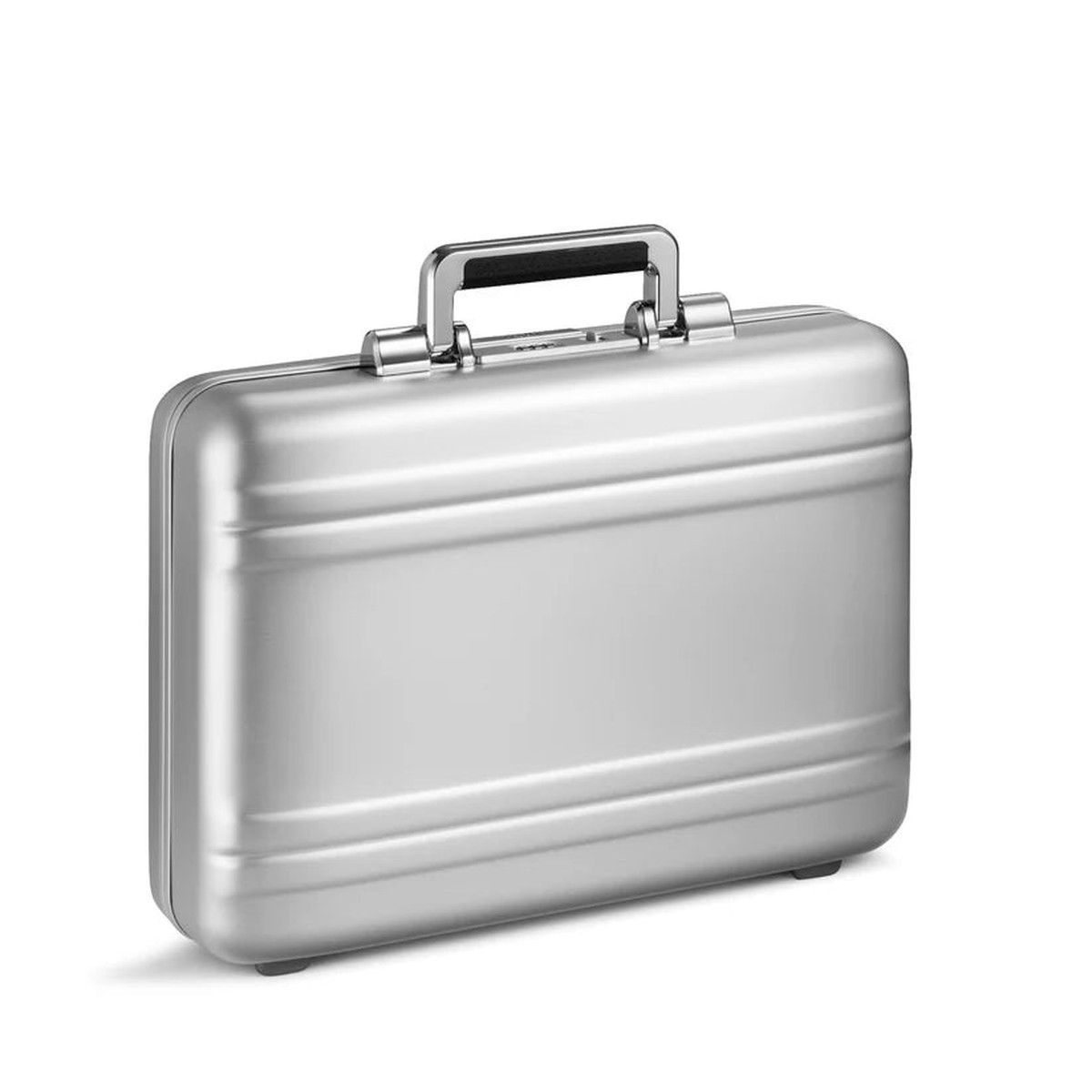 Zero Haliburton Classic Aluminum 3.0 Small Attache Case